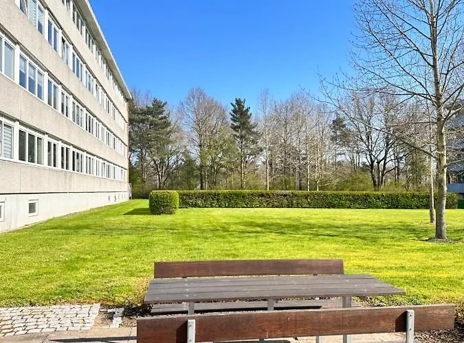 Privat One Bedroom Apartment With Free Parking Odense